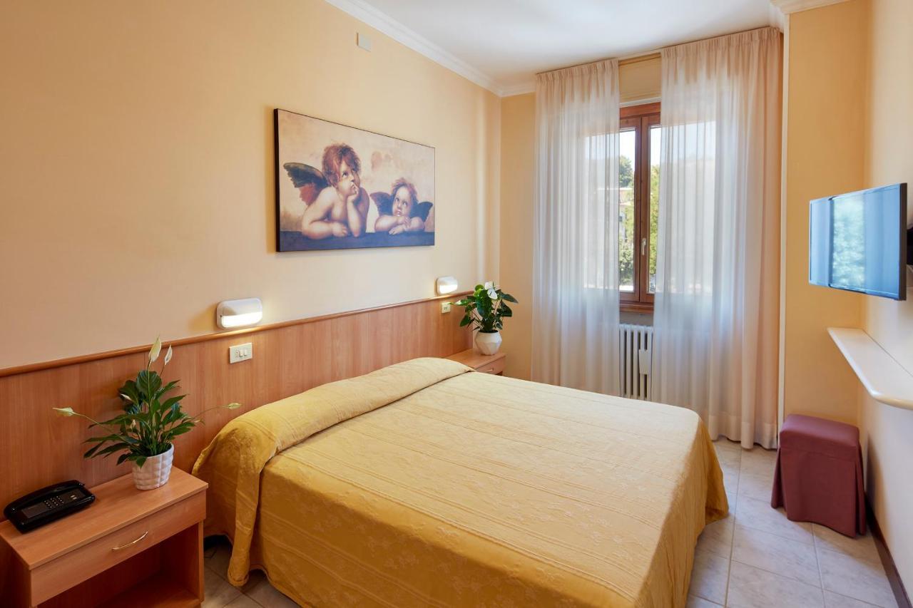 Hotel Plaza Tabiano Terme Extérieur photo